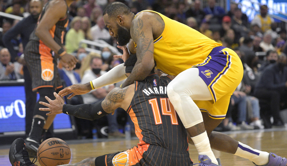 魔术进攻策略多样让对手防守手忙脚乱的简单介绍