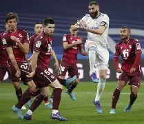 包含亚眠不敌巴黎圣日耳曼，法国顶级联赛激情澎湃的词条