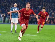 关于罗马大胜扳平积分榜，反击崛起的信息