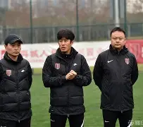 包含热刺新教练上任，走向新赛季征程的词条