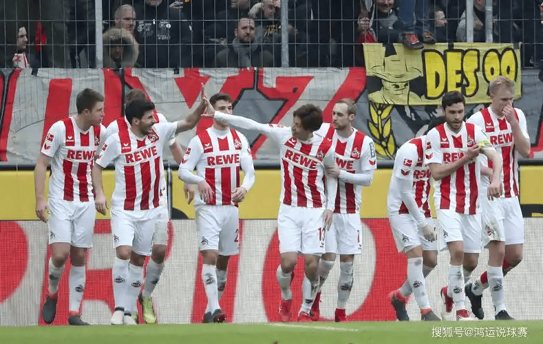柏林赫塔逆袭登顶，德甲劲旅苦战保级的简单介绍